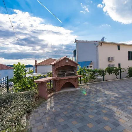 Apartment Angie Trogir